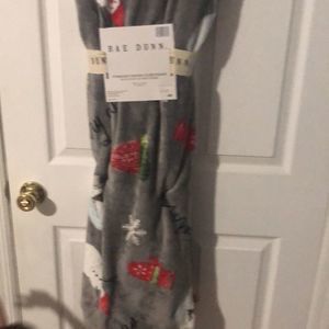 Rae Dunn Oversized Holiday Throw